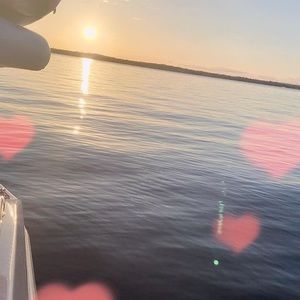 Meet your Posher, Weina